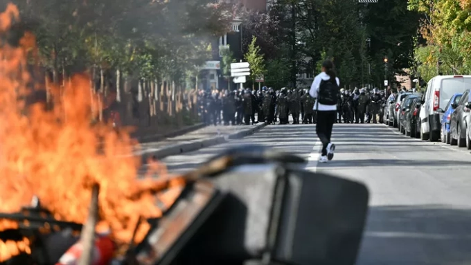 L’adolescent mis en cause était toujours en garde à vue lundi. LOU BENOIST / AFP