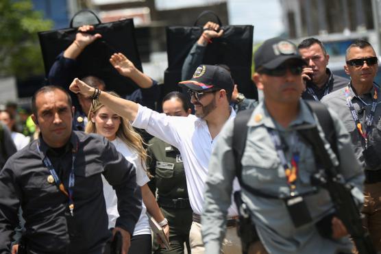 En Colombie, le séisme complique les premiers pas d’Abelardo de la Espriella, le nouveau président d’extrême droite