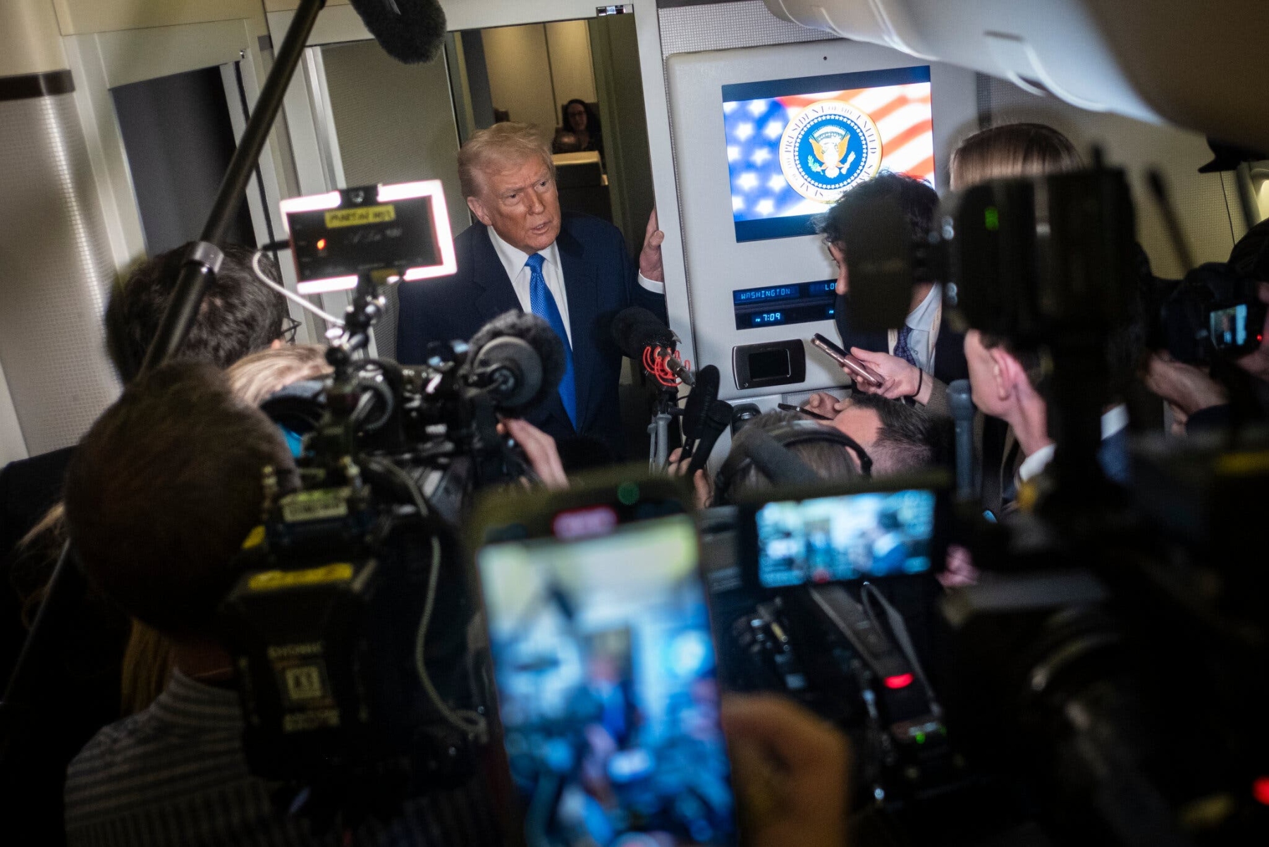 White House Blocks CNN From Air Force One