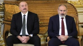 FILE PHOTO: Azerbaijani President Ilham Aliyev and Armenian Prime Minister Nikol Pashinyan. ©  Sputnik / Vladimir Smirnov