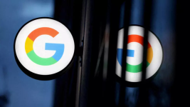 File photo: The Google logo pictured outside the Google Store Chelsea in New York, New York, US, on November 17, 2021. © Andrew Kelly, Reuters