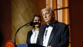 U.S. President-elect Donald Trump gives remarks alongside Melania Trump. Picture: Getty.