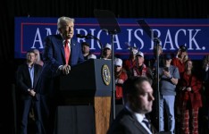 Photo: Mandel Ngan Agence France-Presse  Le président américain Donald Trump prononce un discours sur sa politique visant à mettre fin à l’impôt sur les pourboires à Las Vegas, dans le Nevada, le 25 janvier 2025.