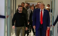 New York, le 27 septembre 2024. Le président ukrainien Volodymyr Zelensky et Donald Trump lors d'une réunion en marge de l'Assemblée générale des Nations Unies. Getty Images via AFP/Alex Kent