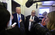 Photo: Roberto Schmidt Agence France-Presse  Les Russes «ont pris beaucoup de territoires, donc ils ont les cartes en main», a souligné le président américain, Donald Trump, s’adressant à la presse à bord de l’avion présidentiel Air Force One.