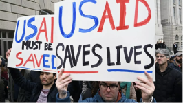 USAID workers were locked out of their Washington DC headquarters on February 3, prompting protests. © Mandel Ngan, AFP