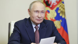 Russian President Vladimir Putin chairs a meeting on economic issues via videoconference at Novo-Ogaryovo state residence outside of Moscow, Russia, Thursday, April 24, 2025. (Vyacheslav Prokofyev, Sputnik, Kremlin Pool Photo via AP)