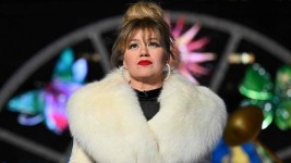 US singer Kelly Clarkson appears to be struggling to sell concert tickets. Picture: AFP.