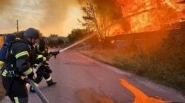 DSNS Ukraine Firefighters battled fires sparked by explosions in the Kyiv region