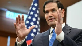 Le secrétaire d'Etat Marco Rubio, le 11 juillet 2025. Les Etats-Unis critiquent la CPI, qu'ils accusent de politisation et de partialité. (AFP)