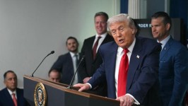 Le président américain s’exprime lors d’une conférence de presse consacrée à la criminalité à Washington, DC, dans la salle de presse Brady de la Maison Blanche à Washington, DC, le 11 août 2025. JIM WATSON / AFP