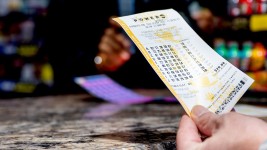 Two tickets in Texas and Missouri matched the winning numbers drawn Saturday night for the Powerball's $1.79 billion jackpot, which has an estimated cash value of $820.6 million. (Brandon Bell/Getty Images / Getty Images)