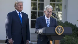 Donald Trump se montré moins vindicatif vis-à-vis de Jerome Powell depuis que la Fed a repris son cycle de baisses de taux. (Photo Edelman Alex/Cnp/Abaca)