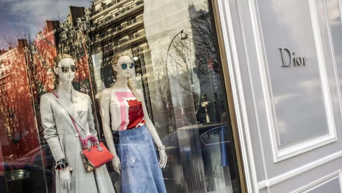 En 2025, la hausse des tarifs douaniers américains a perturbé les grands acteurs mondiaux du luxe (Photo Andrea Renault/Zuma/Siap)