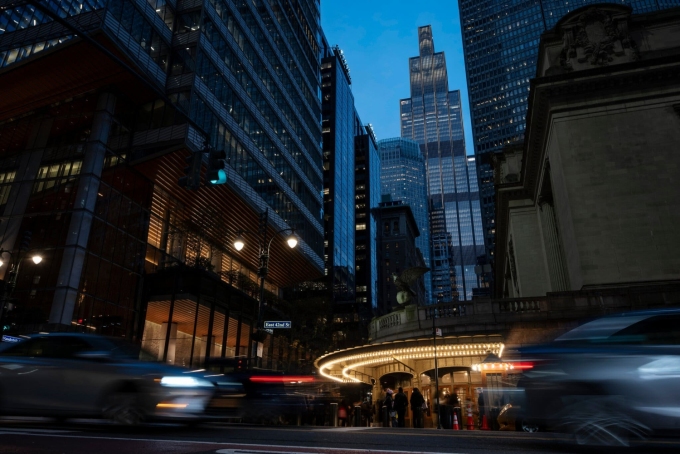 The artist Leo Villareal made a display called “Celestial Passage” that the building shows most of the time.