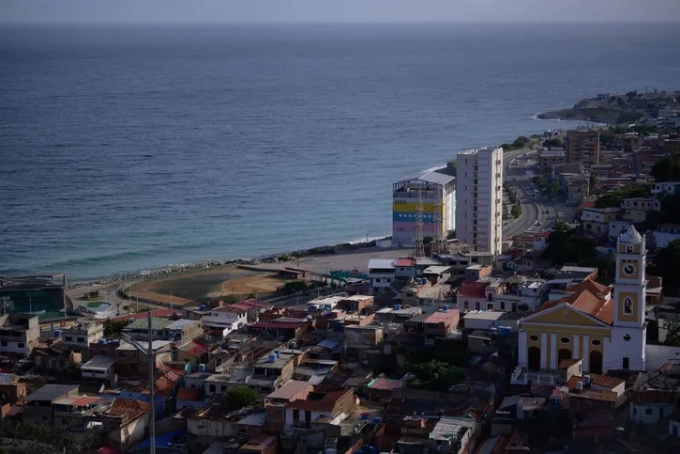 US Seizes Sanctioned Oil Tanker Off the Coast of Venezuela