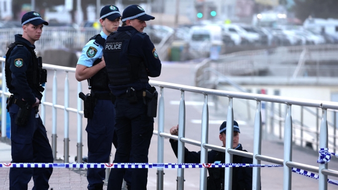 Fusillade à Sydney : les assaillants sont père et fils