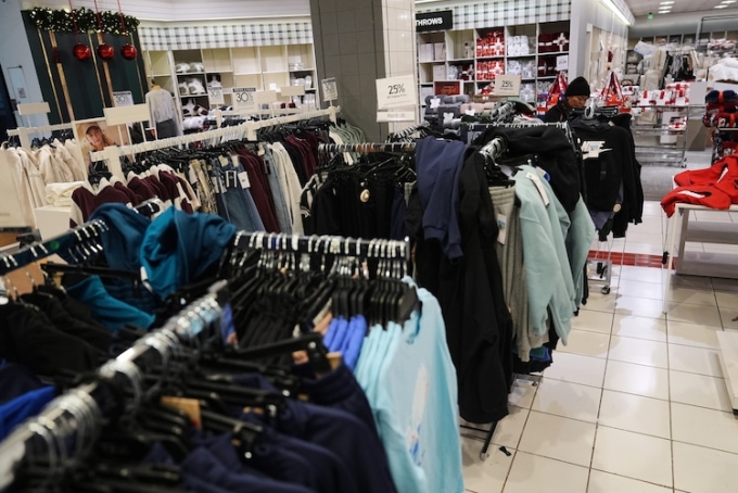 US economy grew more than expected in 3rd quarter