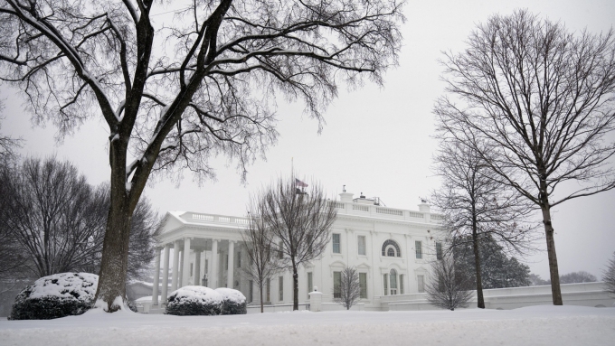 Les présidents américains emploient les sanctions au nom de la protection de la sécurité nationale des États-Unis. (Photo d'archives)  Photo : Associated Press / Mark Schiefelbein