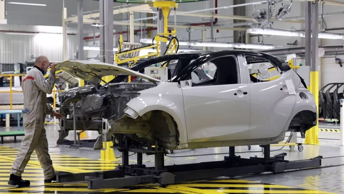 Toyota conserve sa couronne de numéro un mondial en ne vendant presque pas de voitures électriques