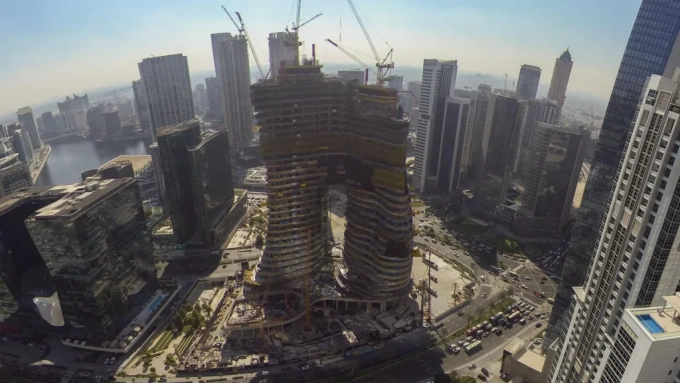 Binghatti Properties / The Bugatti Residences building in Dubai is currently under construction