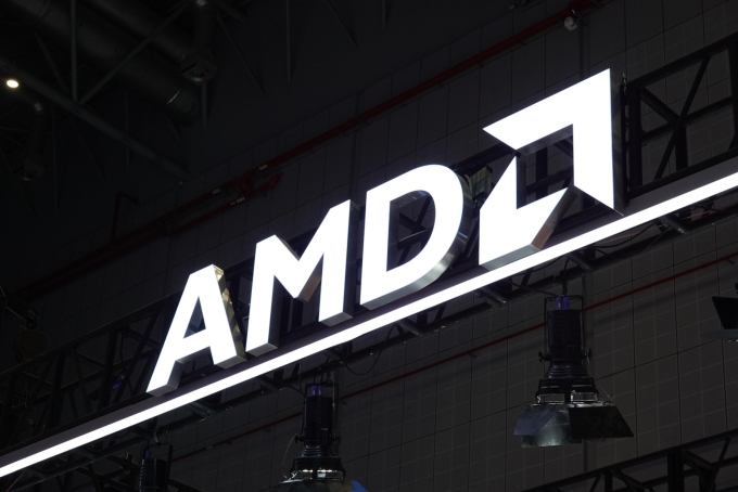 The deal would also give Meta a warrant to acquire up to 10% of AMD’s shares as the Facebook parent company purchases computing power. SOPA Images/LightRocket via Getty Images