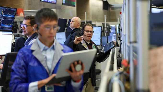 Les craintes liées à l’intelligence artificielle secouent les marchés boursiers