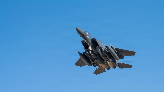 L’Iran a abattu un avion de combat américain