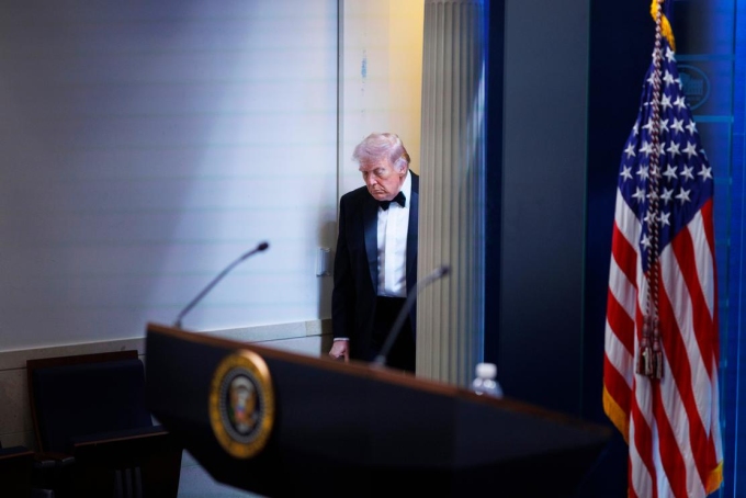 Donald Trump, as he prepares to deliver a speech at the White House, after an attempted attack during a press gala, in Washington, on April 25, 2026. TOM BRENNER/AP