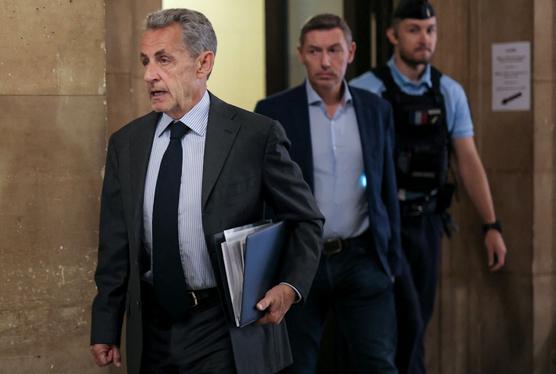 Nicolas Sarkozy, à son arrivée au Palais de justice de Paris, le 6 mai 2026 THOMAS SAMSON/AFP