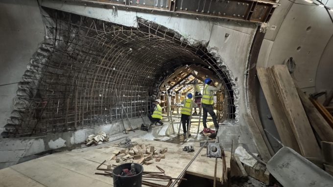 Les travaux de construction d'un mégatunnel touchent à leur fin à Lisbonne, au Portugal.  Photo : Radio-Canada / Lisbonne