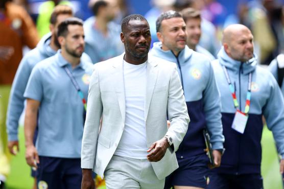 Le sélectionneur du Sénégal, Pape Thiaw, avant le match contre la Belgique, au Seattle Stadium (Etats-Unis), le 1ᵉʳ juillet 2026. ALBERT GEA/REUTERS