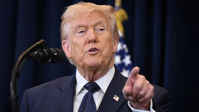 « ICE, agissez avec discernement, équité et intelligence, et reprenez votre travail si important », a écrit le président américain sur son réseau Truth Social. (Photo d'archives)  Photo : Getty Images / Roberto Schmidt