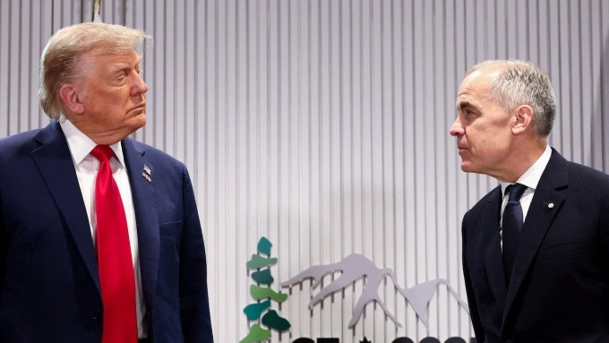 Le président américain Donald Trump et le premier ministre Mark Carney (Photo d'archives)  Photo : Reuters / Kevin Lamarque