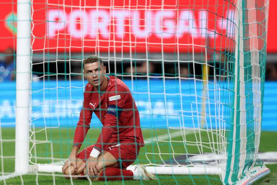 L’attaquant portugais Cristiano Ronaldo, lors de la victoire de son équipe face au Pays de Galles, en Ligue des nations, à Lisbonne, le 24 septembre 2026. PATRICIA DE MELO MOREIRA / AFP