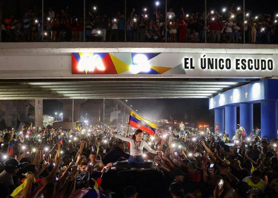 Maria Corina Machado, figure de l’opposition vénézuélienne à l’ancien président Maduro, après son retour au pays, à Maracay (Venezuela), le 25 octobre 2026. GABY ORAA/REUTERS