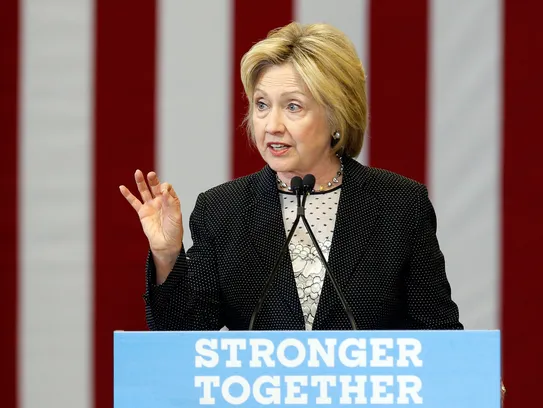 636021328746921387 AP Dem 2016 Clinton