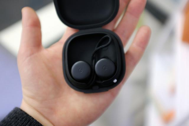Google needs to give the AirPods better competition