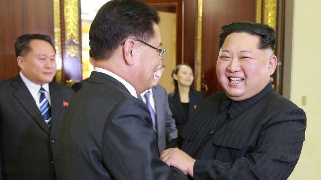 REUTERS / Kim Jong-un was pictured welcoming delegates to the dinner