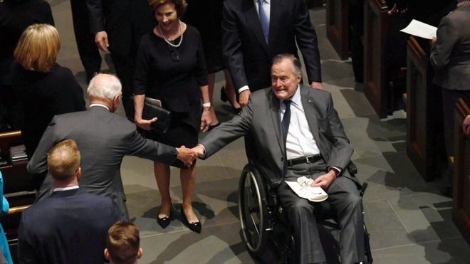 Image copyrightREUTERS Image caption Mr Bush greeted mourners at his wife's funeral on Saturday and was hospitalised on Sunday