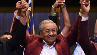 AFP / Mr Mahathir said he hoped a swearing-in ceremony would be held on Thursday