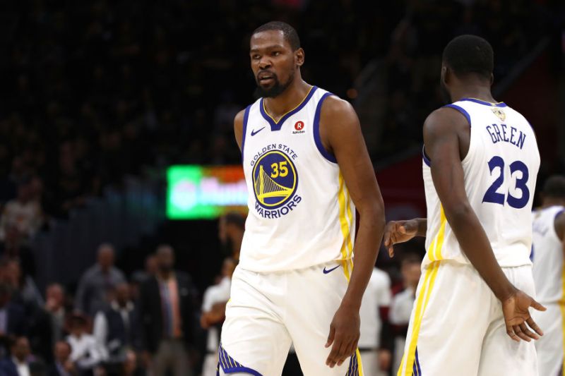 Kevin Durant had 43 points and 13 rebounds in the Warriors’ Game 3 victory over the Cavaliers. (Getty)