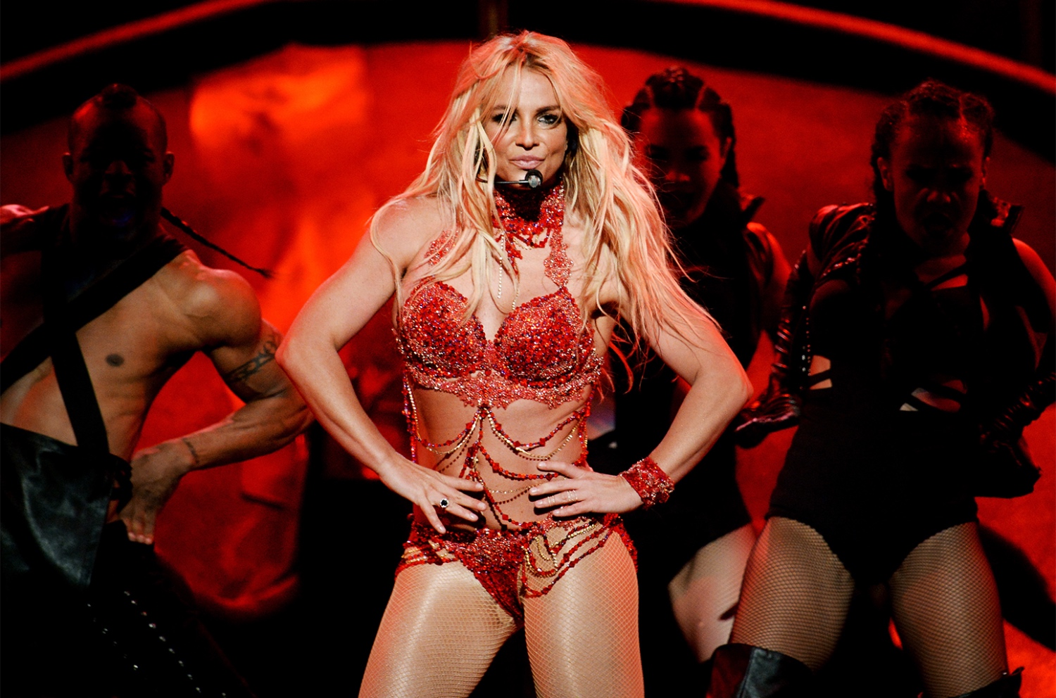 Britney Spears Performs Hits Medley at Billboard Music Awards 2016 | Billboard