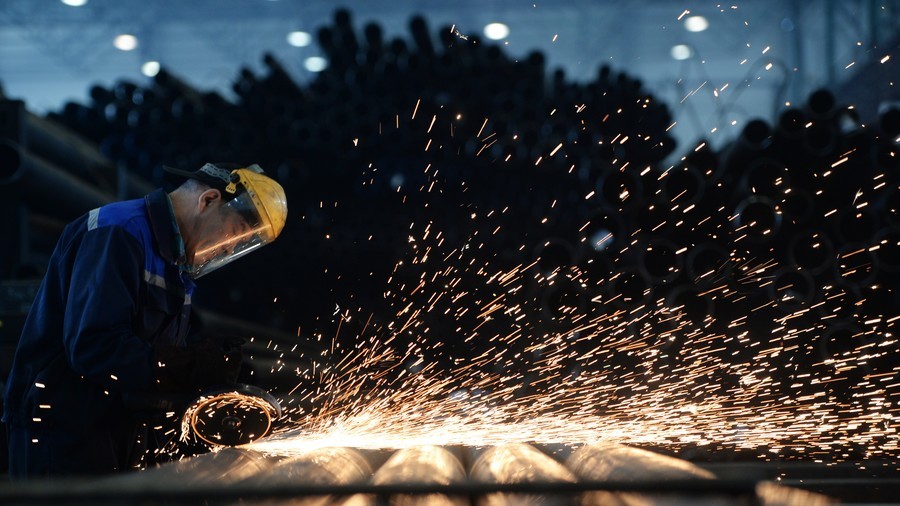 Steel tube plant in Russia © Pavel Lisitsyn / Sputnik