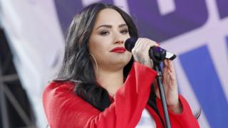 IGETTY IMAGES / Demi Lovato cancelled two shows in her UK tour in June