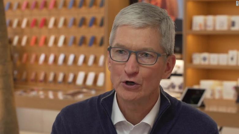 Tim Cook wants stricter privacy laws