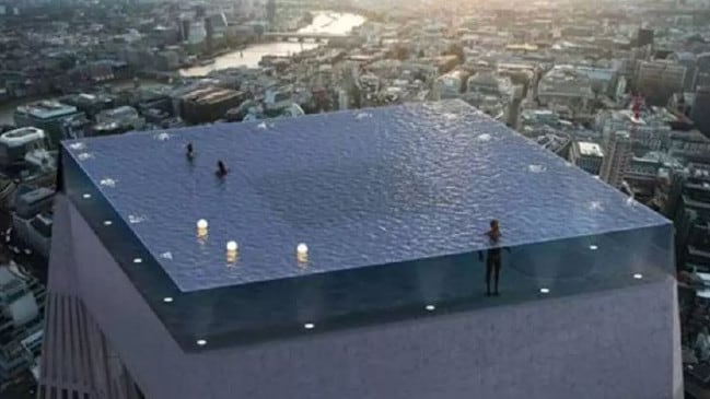 A 360 degree rooftop swimming pool could soon open in London. Picture: Compass PoolsSource:Supplied