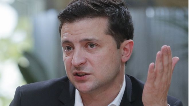 EPA / Ukrainian President Volodymyr Zelensky has denied being blackmailed