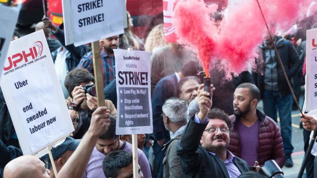 GETTY IMAGES / In May, hundreds of Uber drivers in London, Birmingham, Nottingham and Glasgow staged a protest against the firm over pay and conditions