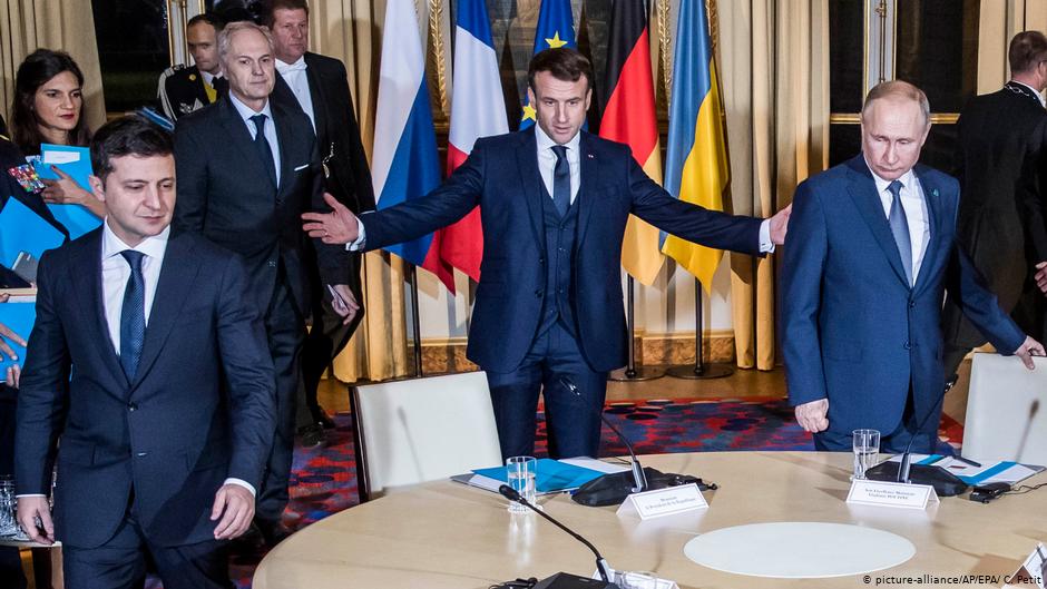 EPA Image caption (L-R): Ukraine's Volodymyr Zelensky, France's Emmanuel Macron, Russia's Vladimir Putin and Germany's Angela Merkel at the Élysée Palace in Paris